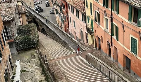 Via dell’Acquedotto: a scenic walk